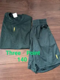 Three Point Tシャツとショートパンツセット 140