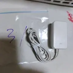 au 電源アダプター 0602PQA作動確認済みCタイプ