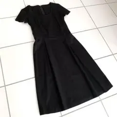 UNTITLED アンタイトル　黒　半袖　ワンピース