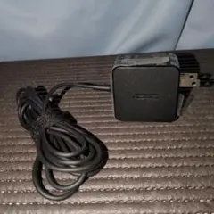 ASUS EXA1206UH ACアダプター　ジャンク扱い
