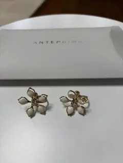 ♡ANTEPRIMA 花デザイン イヤリング