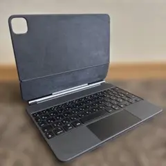 Apple 11インチiPad Pro Magic keyboard A2261