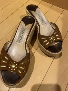 ジミーチュウのウエッジ