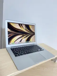 美品 Apple MacBook Air 13インチ/Office付き。