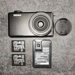 【中古・並品】SIGMA DP2 Merrill シグマ 中古 1年保証 美品 SIGMA DP2 Merrill : Premier Camera