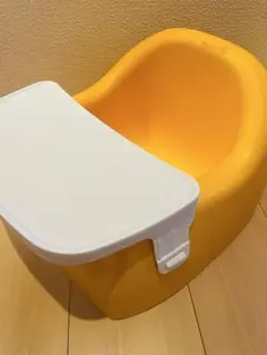 カブリ　オレンジ色 ベビー用チェア テーブル付き　ローチェア