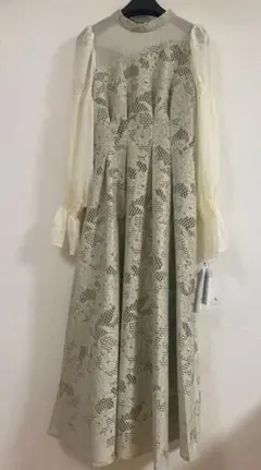 【新品】アシンメトリータックドレス アンドレスド