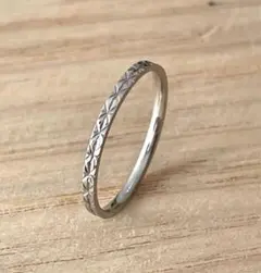 プラチナカットリング＊サージカルステンレス＊ピンキーリング＊ステンレスリング