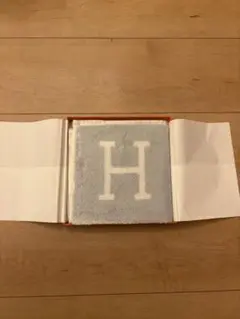 HERMES Hロゴ ハンカチ ライトブルー