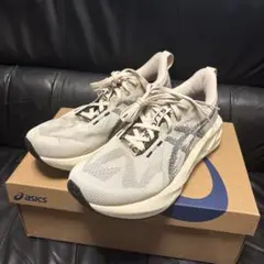 asics NOVABLAST 5 27cm