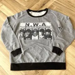 N.W.A プリントクルーネックトレーナー グレー/ブラック HIPHOP