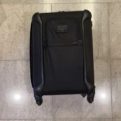 トゥミ/TUMI スーツケース　イニシャル入り