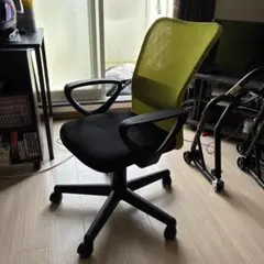 メッシュデスクチェア 黄色