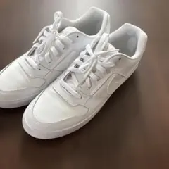Nike SB ホワイト スニーカー