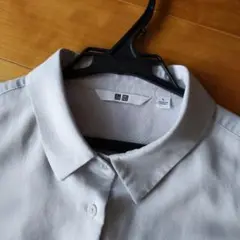 UNIQLO 長袖シャツ Lサイズ ライトグレー