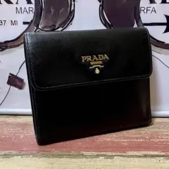 プラダ 折り財布 サフィーアーノレザー