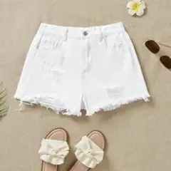 新品未使用　SHEIN kids ホワイトデニム　ショートパンツ　140 146