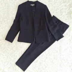 AT1841【極美品】アディインザライフ ノーカラーパンツスーツ L 洗える