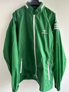 美品　adidas アディダス デサント　ナイロンジャケット　サイズ表記O