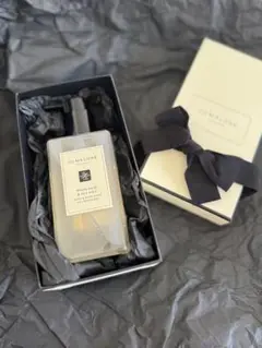 Item thumbnail for item 946f125d-466e-4251-82b9-dc0ee22c3909