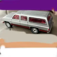 SUBUR BAN 1/64 ミニカー　　開封品