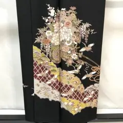 C428正絹　黒留袖　比翼付　五つ紋　友禅　金駒刺繍　金箔　美品　着物
