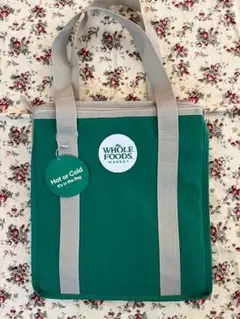 ニューヨーカーのお墨付き、Whole Foods の保冷(保温)大き目バッグ