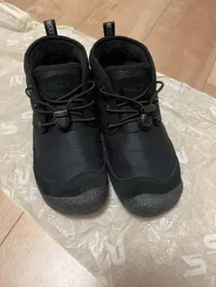 【KEEN ブーツ】HOWSER2 CHUKKA W