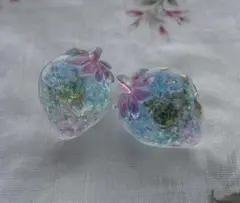 イチゴ ピアス
