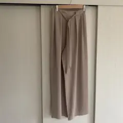 ZARA Mサイズ　パンツ　ウエストゴムタイプ　ベージュ