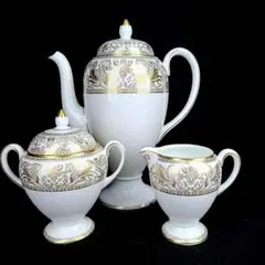 Item thumbnail for item 20214fbc-8954-4d76-893e-33ed05804471
