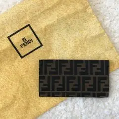 美品 フェンディ ズッカ柄 長財布 キャンバス レザー 二つ折り