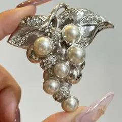 Item thumbnail for item cb65d7e7-c29a-4e61-ae1f-e59ad11b6928