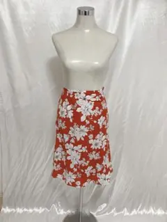 ヴォイスメール　花柄スカート　Mサイズ