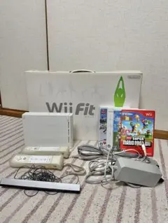 Nintendo Wii 本体 + Wii Fit + ゲーム4本