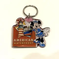 ディズニーグッズ　ミニーキーホルダー