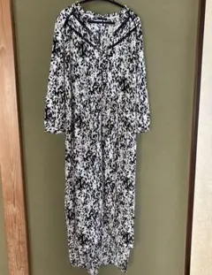 Item thumbnail for item 215a2b5a-dfb9-4c66-8edb-aa29e7614c61