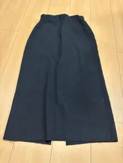 タイトニットスカート