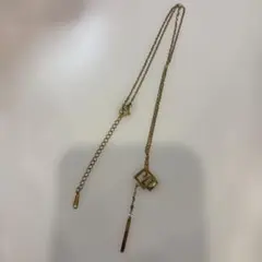 ゴールド チェーンネックレス 幾何学モチーフ