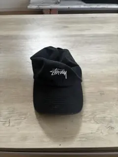 Stussy 黒 キャップ