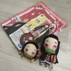 【新品】　最安値　鬼滅の刃　竈門禰豆子　３点セット　タオル　バッジ　マスコット