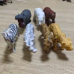 ダイソー動物フィギュア セット