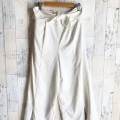 アメリ　レディースワイドパンツ　カジュアル　オフホワイト　後ろゴム　柔らか