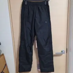adidas ジャージパンツ ブラック　スポーツウェア　ナイキ　プーマ