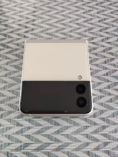 Samsung Galaxy Z Flip 3
