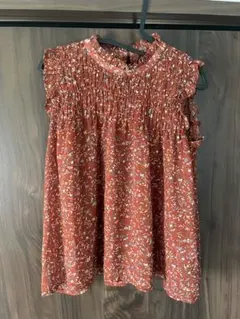 リシェグラマー　小花柄　ノースリーブブラウス