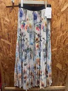 isscolar イズスカラー　552238：ヒマワリ柄プリーツメッシュスカート