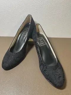 CLUB de SAKI （AKAKURA)黒レース パンプス美品23cm✴︎美品