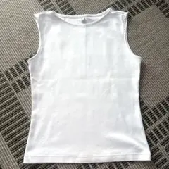 UNIQLO ホワイトシャツ