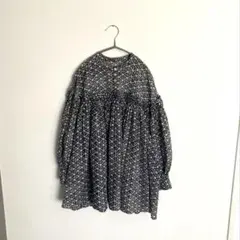 Audrey and John Wad インドコットン花柄ハンドタックブラウス